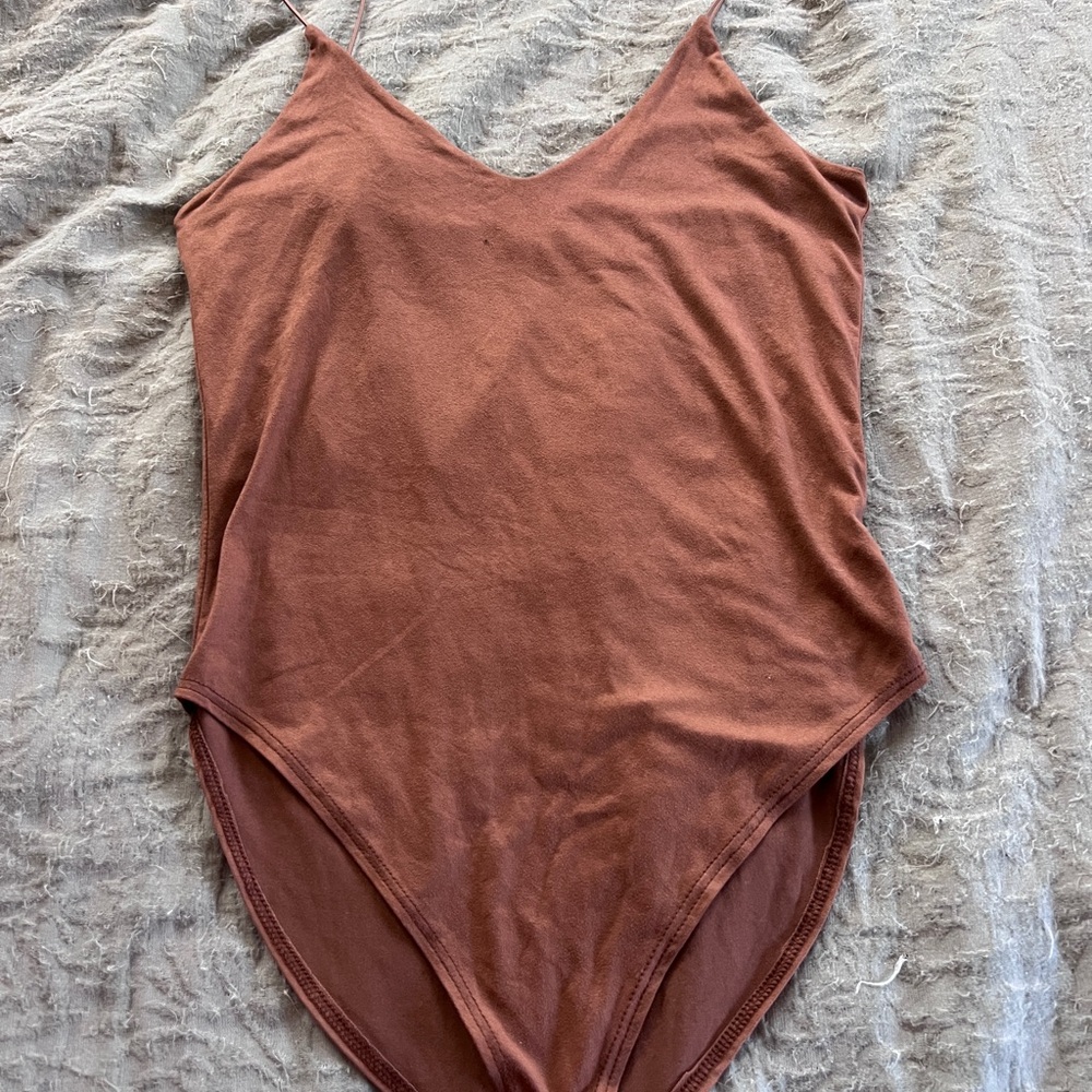 Gaze Women’s Neutral Minimalist Brown Bodysuit Size M Indie Boho Western